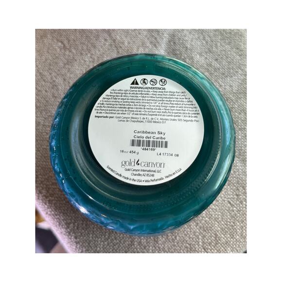 Gold Canyon Candles Med 16oz  Caribbean Sky Highly Scented Candle  Hard to Find - Picture 2 of 2